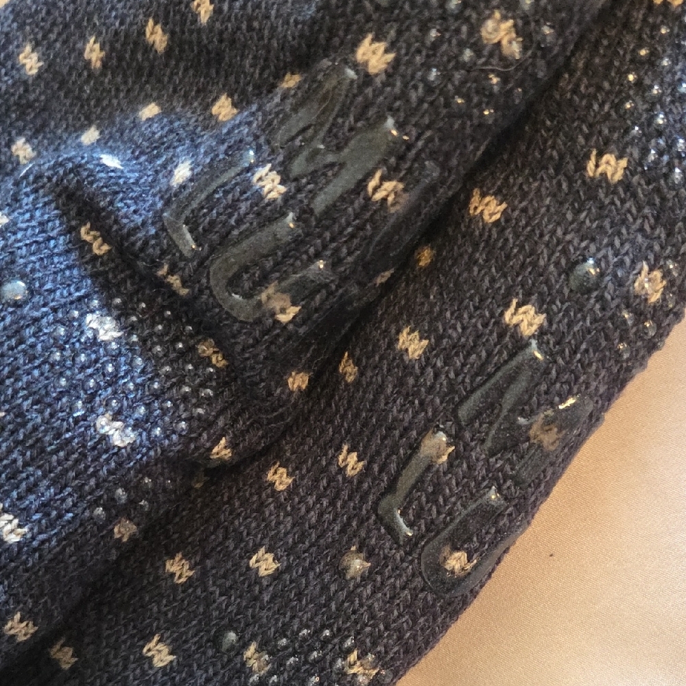 NWT Navy and Tan Gift Slipper Socks - Picture 5 of 5